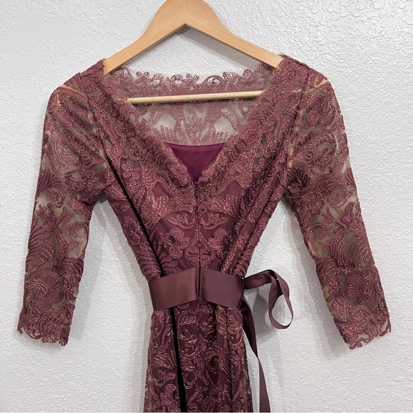 Tadashi Shoji Darby Dress in size 2 - Picture 10 of 15